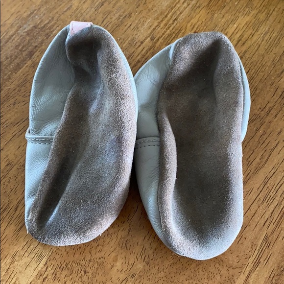 3/$20 robeez - Picture 4 of 4